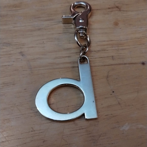 Bebe letter b key chain purse charm - Picture 2 of 3